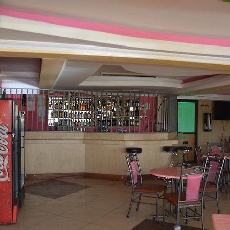 Starehe Link Hotel Nairobi Exteriör bild