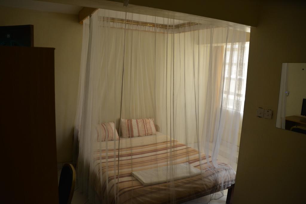 Starehe Link Hotel Nairobi Exteriör bild